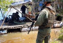 FANB destruyó seis balsas usadas para minería ilegal en el estado Bolívar