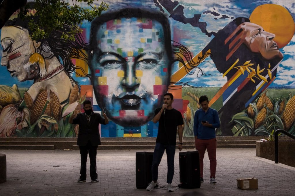 Homenaje a Chávez