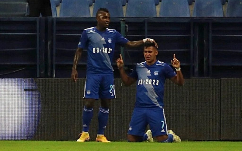 Copa Sudamericana y Libertadores.
