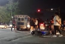 Colisión de moto y carro en Naguanagua dejó a un joven lesionado