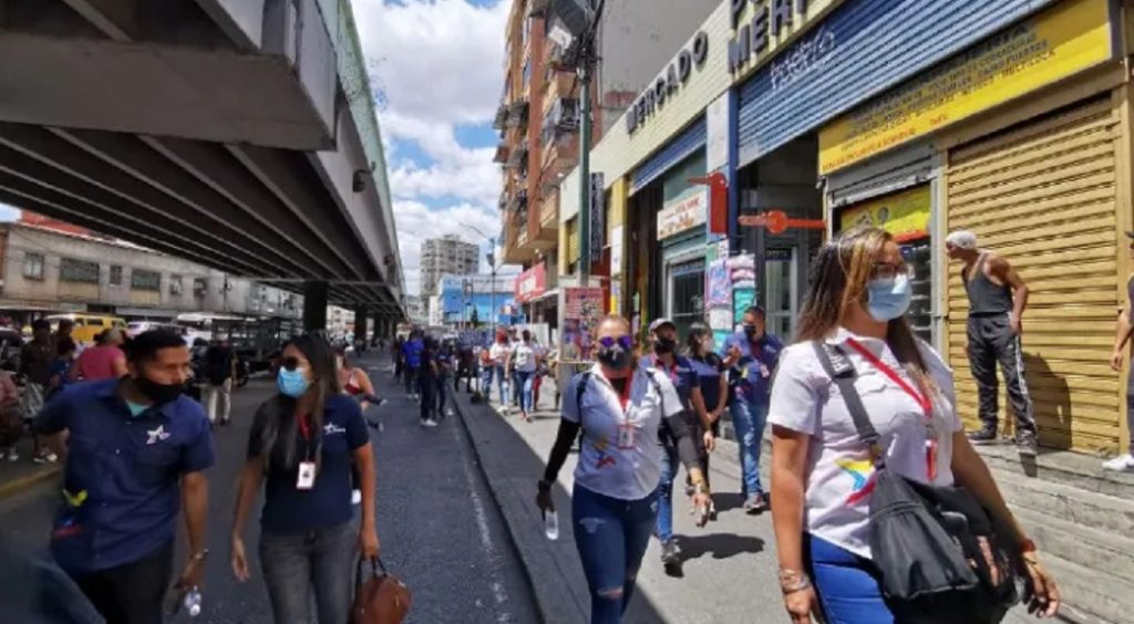 El país recupera la actividad comercial normal tras varios días bajo mínimos