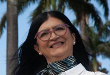Revista HOLA reconoce a maestra ronera venezolana entre las seis mujeres más prominentes del sector