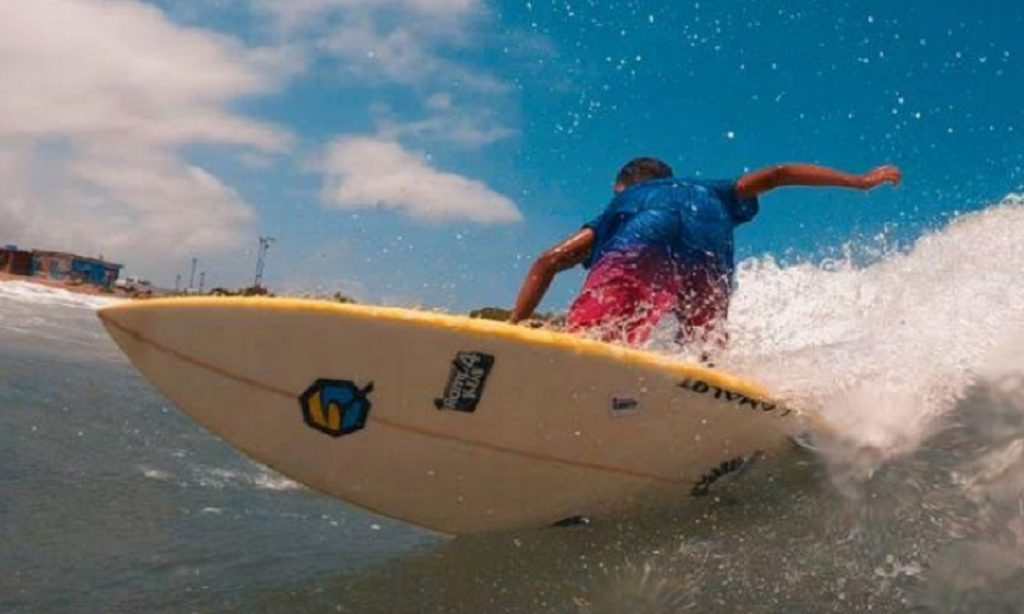 Surfistas carabobeños ganan diez preseas