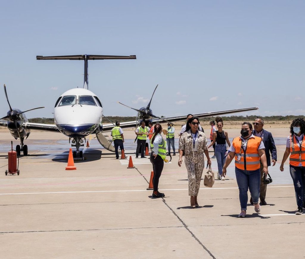 Llega a Venezuela el primer vuelo desde Curazao tras reapertura del tráfico aéreo