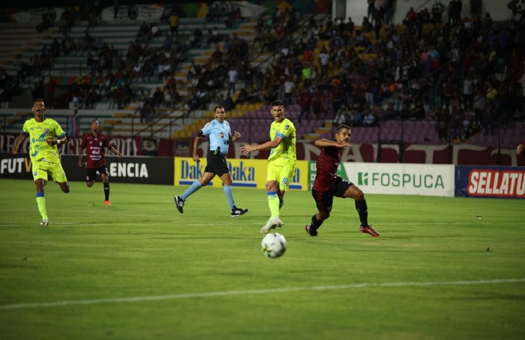 Carabobo FC no pasó del empate