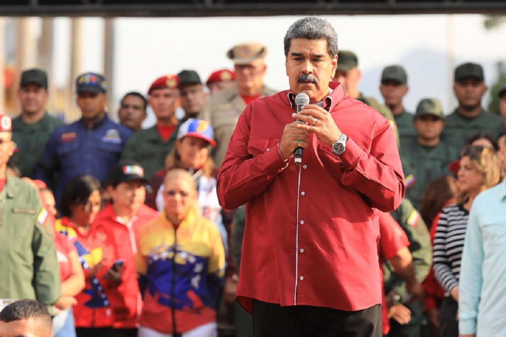 Maduro vuelve a asomar la posibilidad de adelantar las elecciones presidenciales