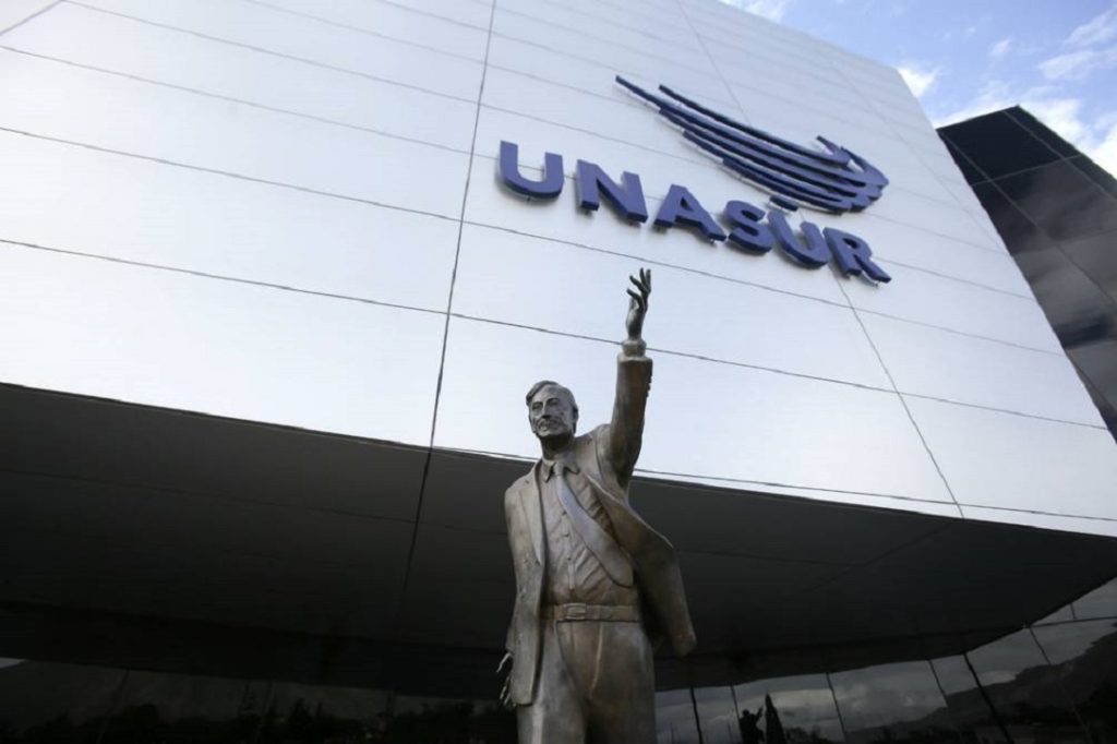 Bolivia propone a Unasur moneda común como alternativa en comercio regional