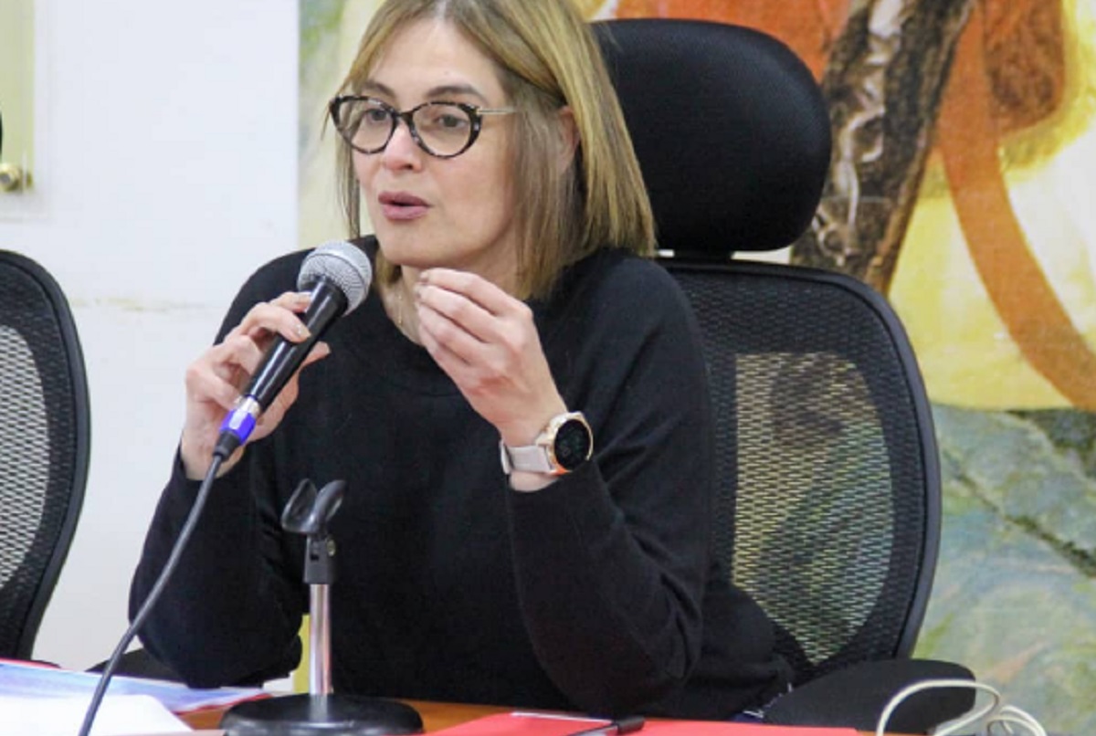 Ministra de Ciencia y Tecnología denunció