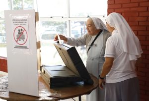 Obsevadores destacan participación
