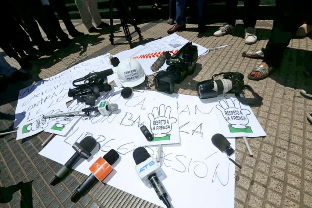 Prensa boliviana rechaza "artículo mordaza" en anteproyecto de ley que impulsa el Gobierno