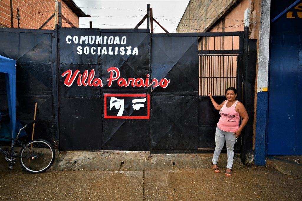 Inundados de problemas y sin solución a la vista sobreviven vecinos de Villa Paraíso (+Fotos)