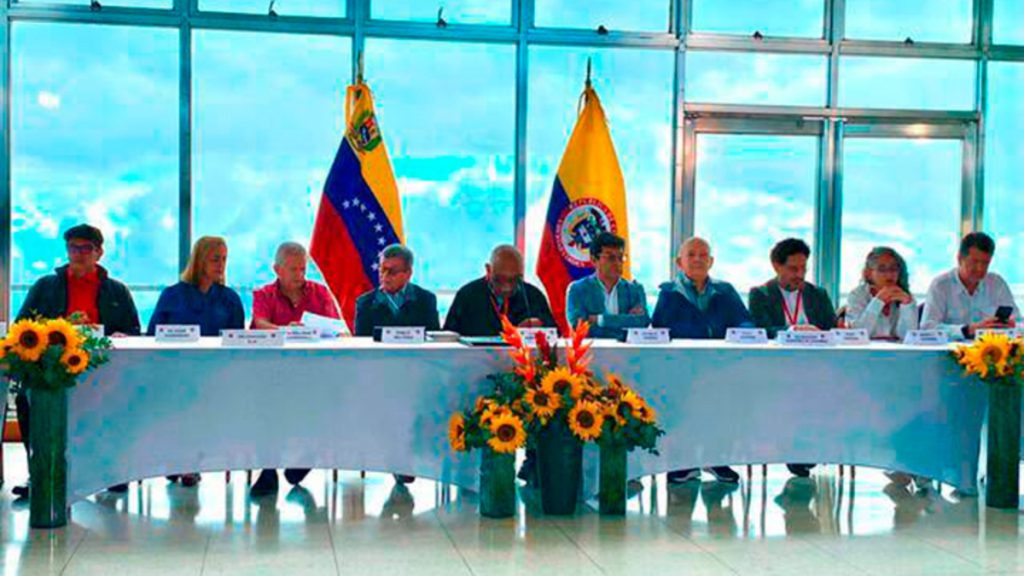 ELN y Gobierno colombiano descongelan el diálogo y anuncian el séptimo ciclo en Venezuela en abril