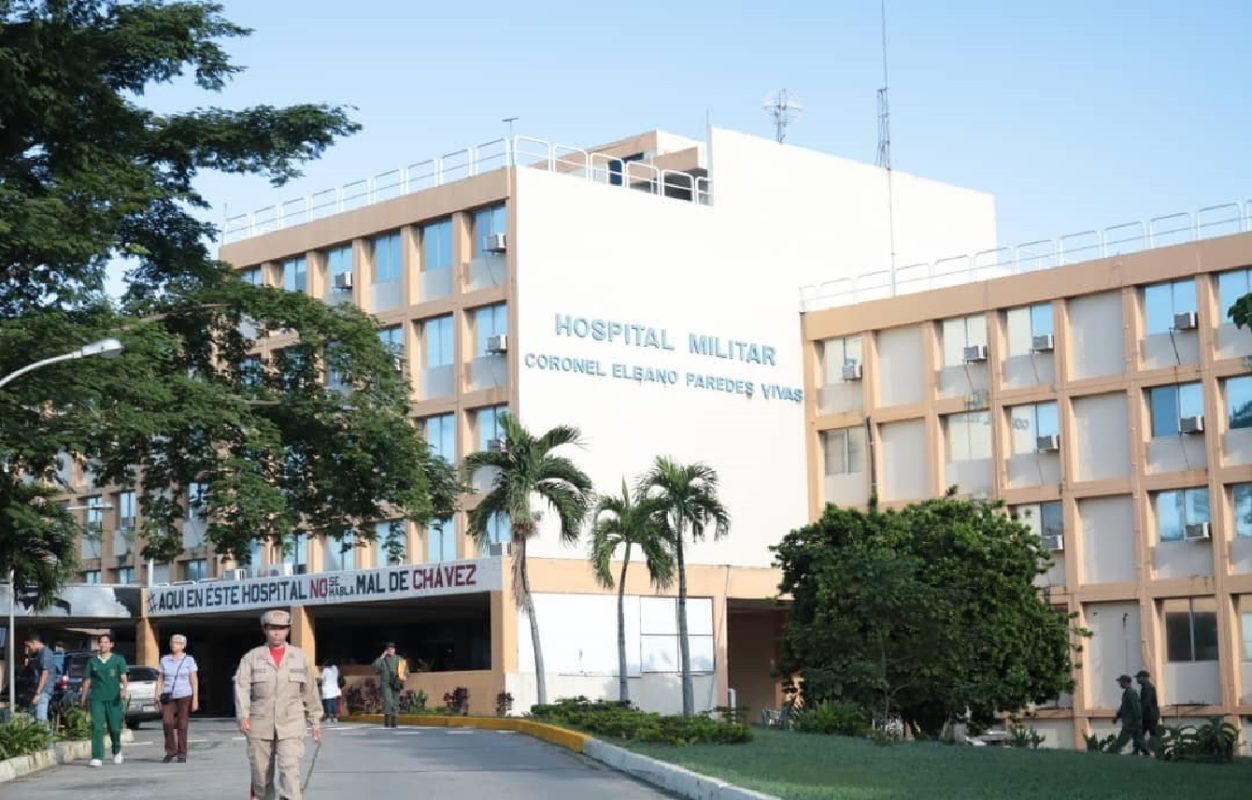 Ministry of Health fired 60 doctors at the military hospital in Maracay