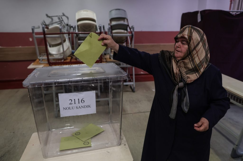 Cierran las urnas