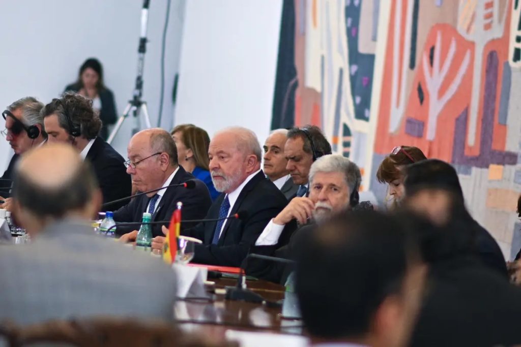 Suramérica ventila sus diferencias sobre Venezuela pero apuesta firme en la integración