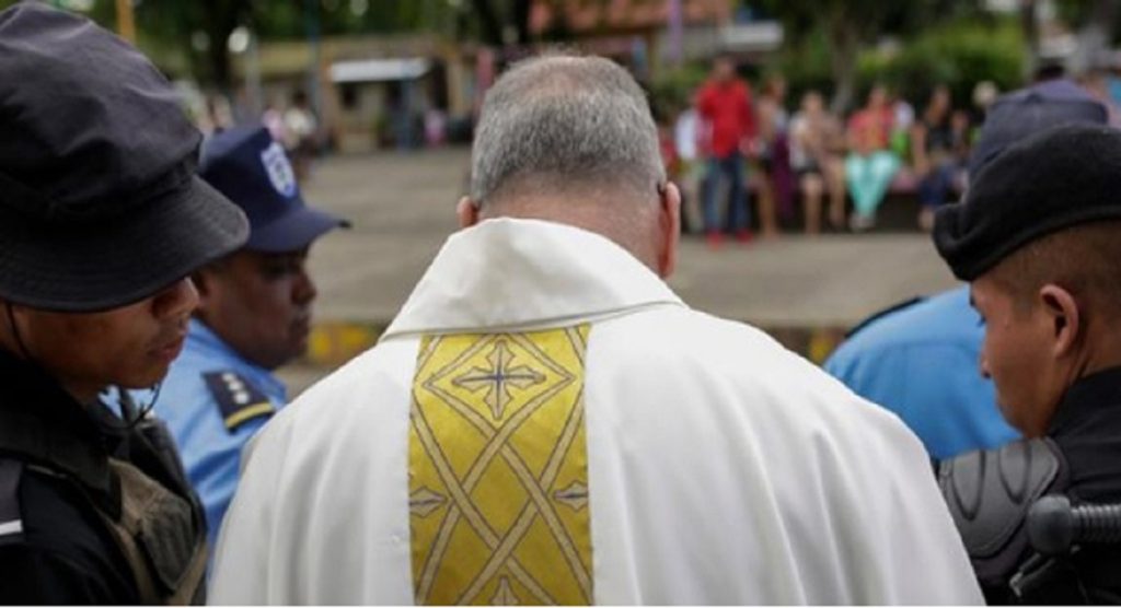 sacerdote es detenido en Nicaragua