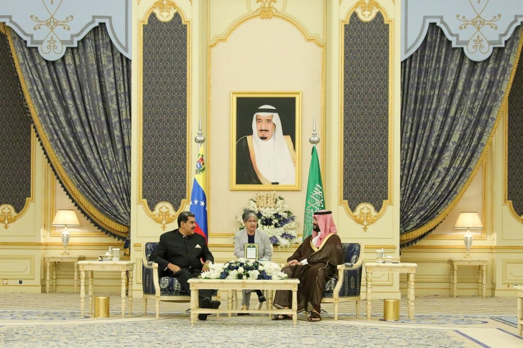 Venezuela y Arabia Saudí revisan proyectos comunes en petróleo, gas y petroquímica