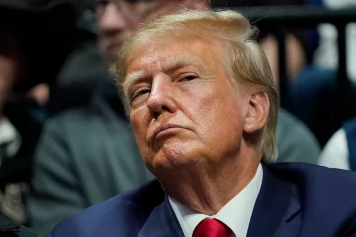 Audiencia por documentos clasificados de Trump termina sin nueva fecha para el juicio