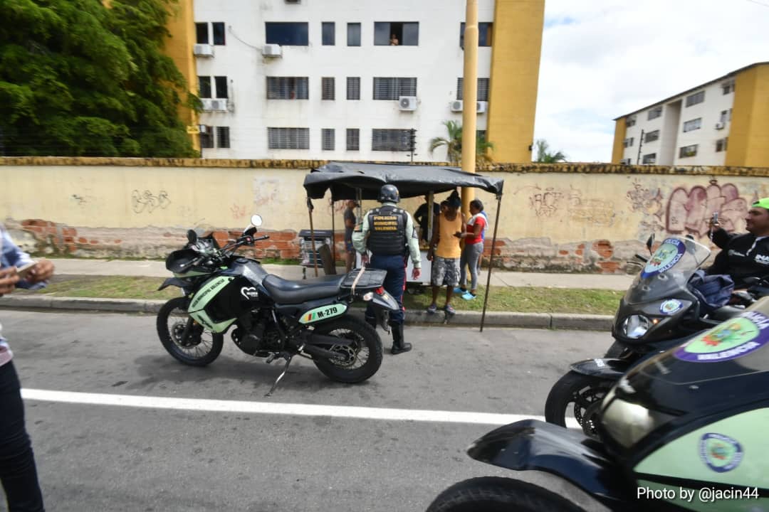 Comerciantes formales y buhoneros deben acatar ordenanzas de calidad de vida en Bella Florida