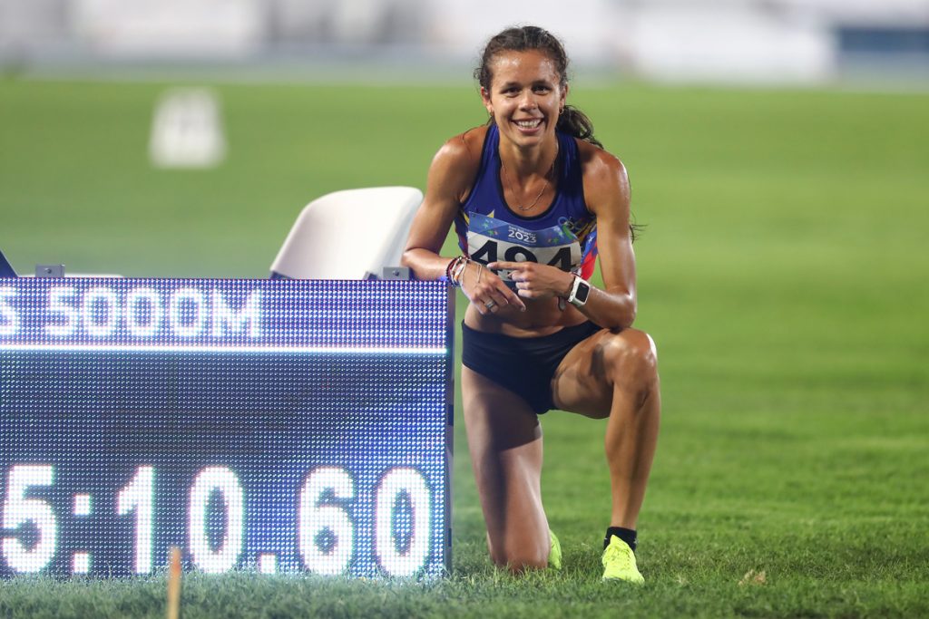 Joselyn Brea gana los 5 mil metros