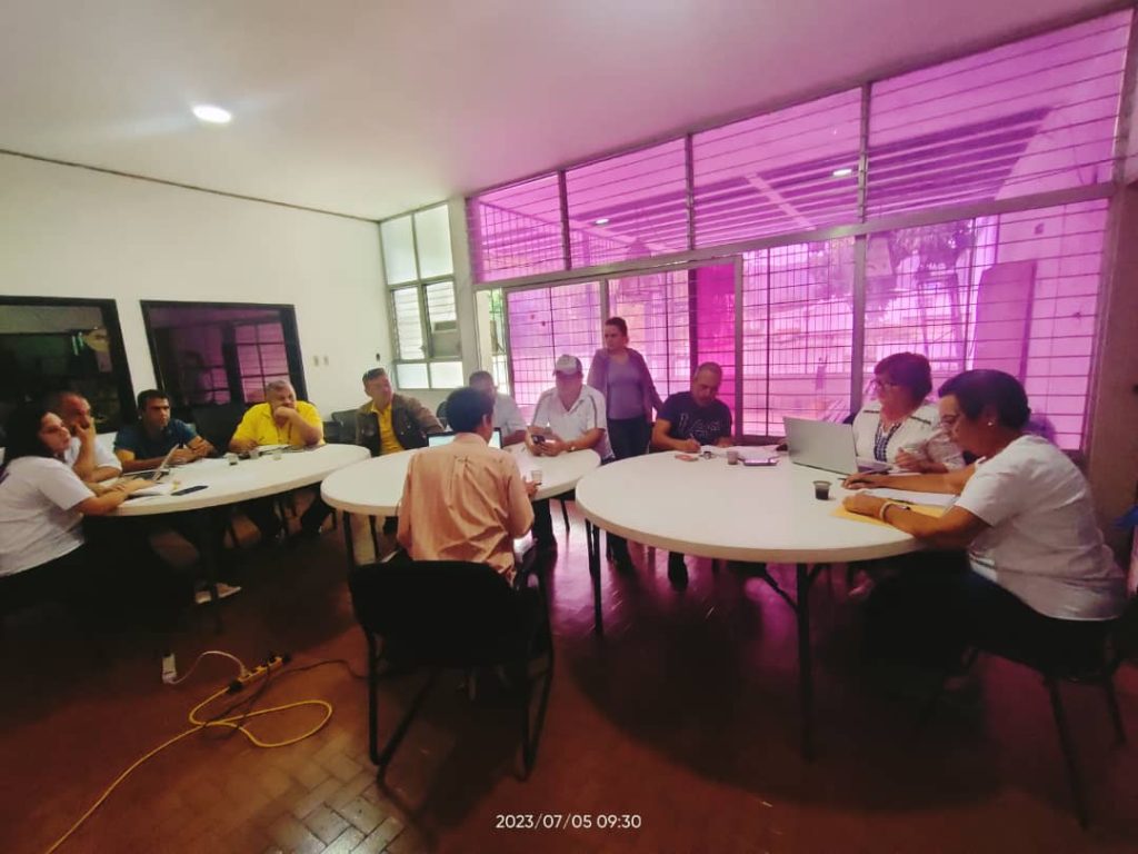 Junta Regional de Primaria sostuvo reunión con técnicos electorales de los partidos políticos