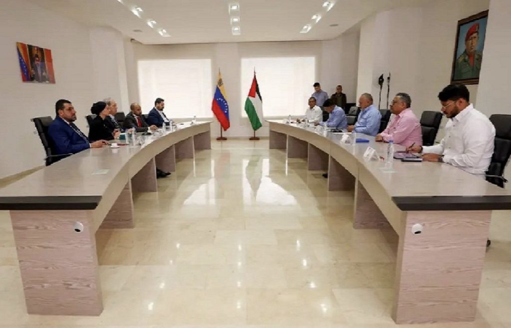 Chavismo propone establecer relaciones con la Organización para la Liberación de Palestina