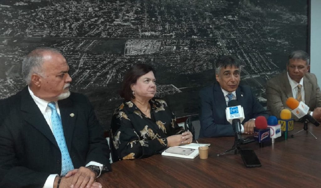 Comercio se contrajo