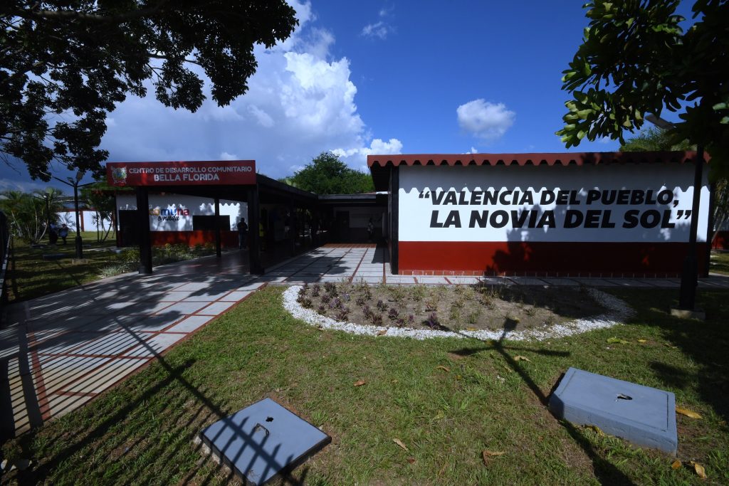 Inaugurado centro comunitario multifuncional de Bella Florida