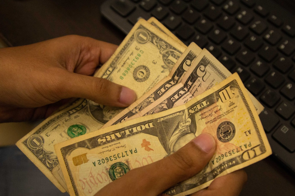 Dólar