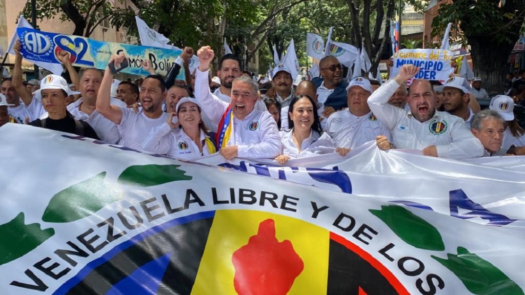 Luis Eduardo Martínez y Laidy Gómez apuestan a la reunificación de AD