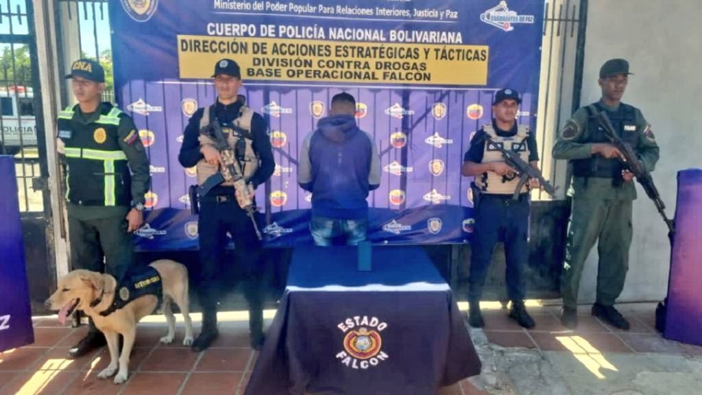 Detenido sujeto en una playa de Falcón con más de 400 kilos de marihuana