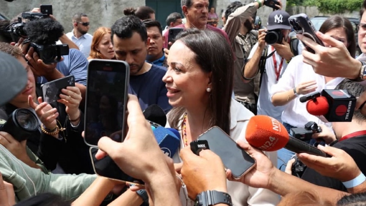 Chavismo niega posibilidad de que sean levantadas inhabilitaciones políticas, maria corina