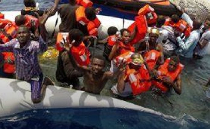 Rescatados 147 migrantes