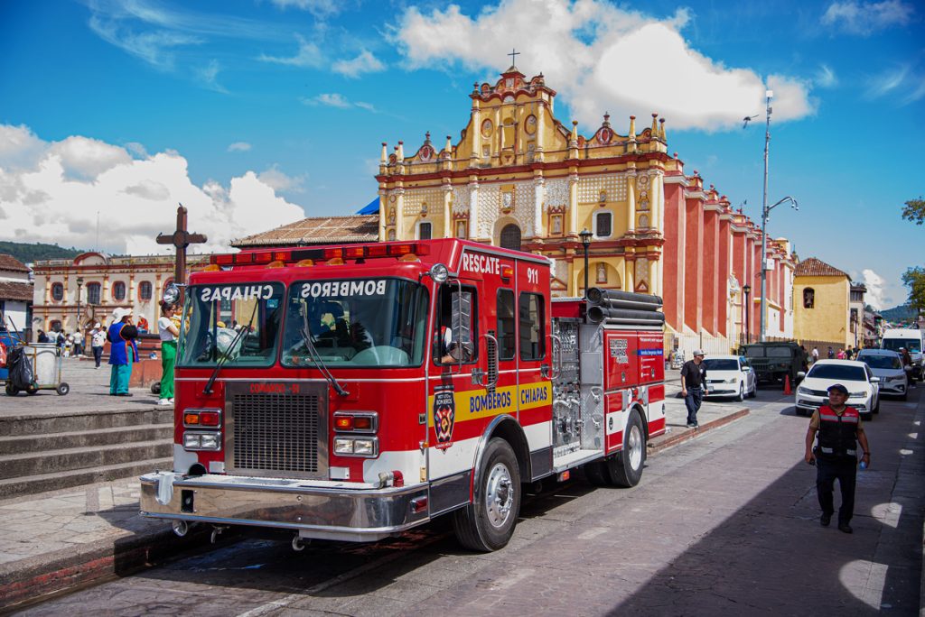 Bomberos de América Latina y EE.UU. se reúnen en México para discutir mejoras laborales