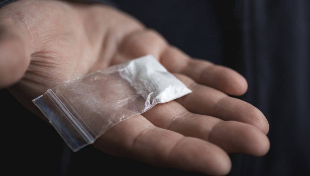 Condenado a 16 años de prisión por traficar seis kilos de cocaína