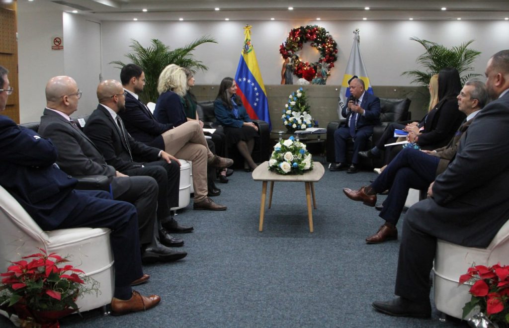 CNE "abierto a la observación internacional pero sin injerencia"