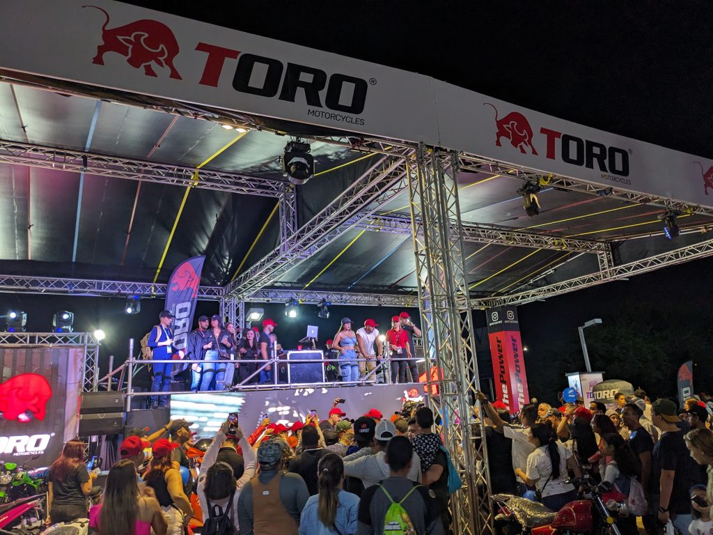Toro