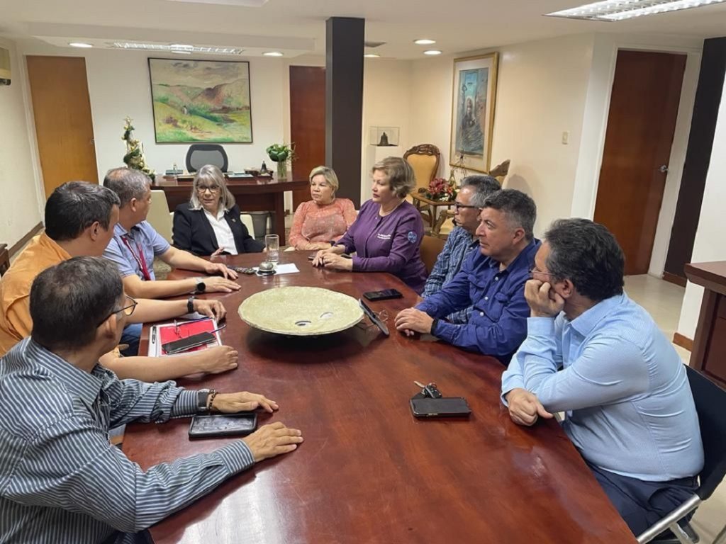 Autoridades de la UC evaluaron acciones a presentar ante el TSJ tras suspensión de elecciones