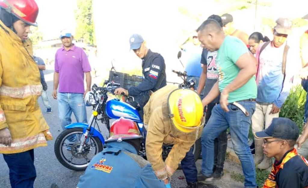 Derrape de moto dejó un herido en Güigüe la noche de este martes