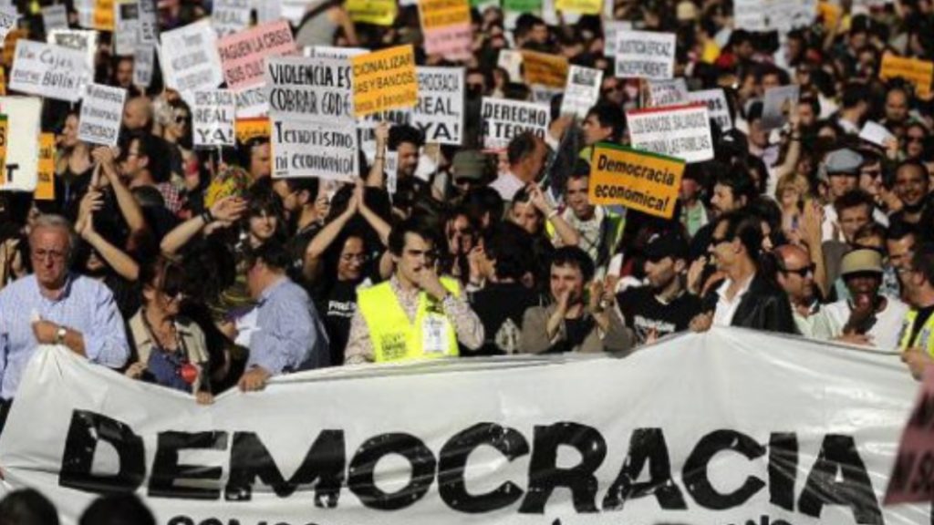 Democracia afronta debilitamiento general y prolongado en todo el mundo, advierte informe