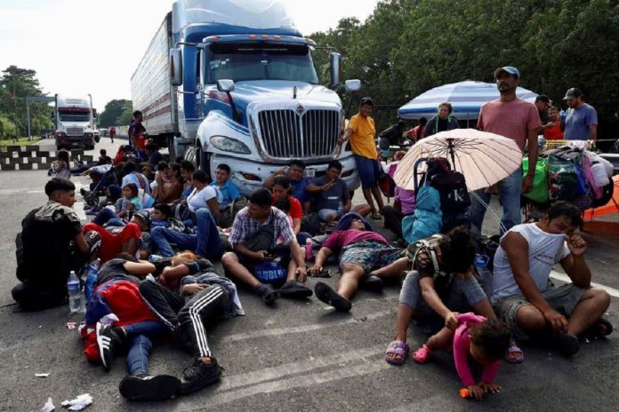 Reuters: Autoridades detuvieron a migrantes venezolanos en terminal de buses de Ciudad de México