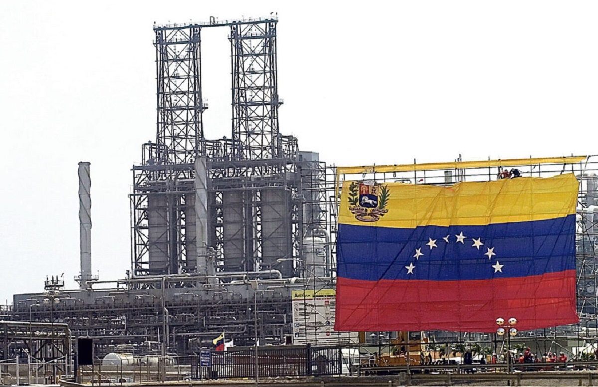 Venezuela llama a empresas petroleras a crear mesas técnicas para el desarrollo del sector