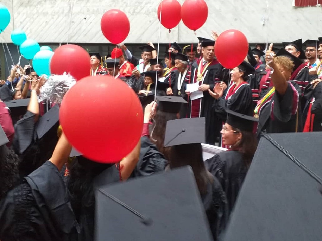 141 bachilleres y 49 profesionales se graduarán el próximo 11 de diciembre en Faces UC