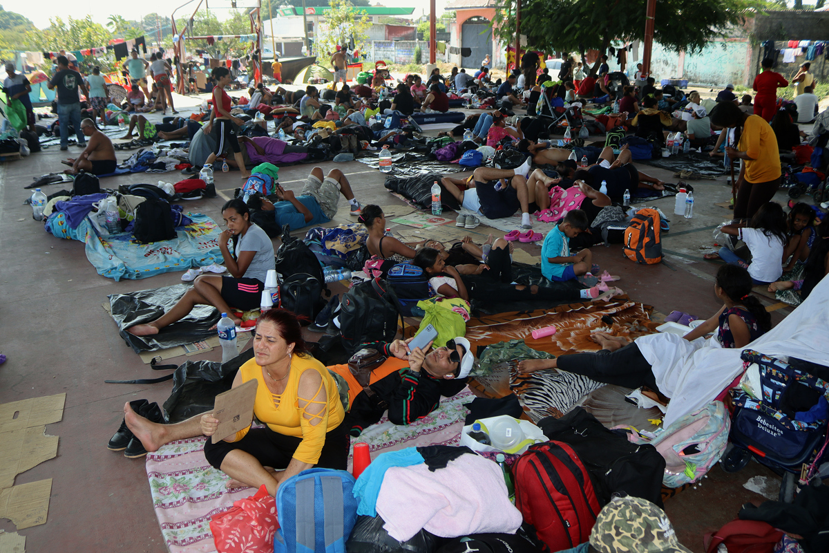 Caravana migrante despide el año con la esperanza de regularizarse en México en 2024