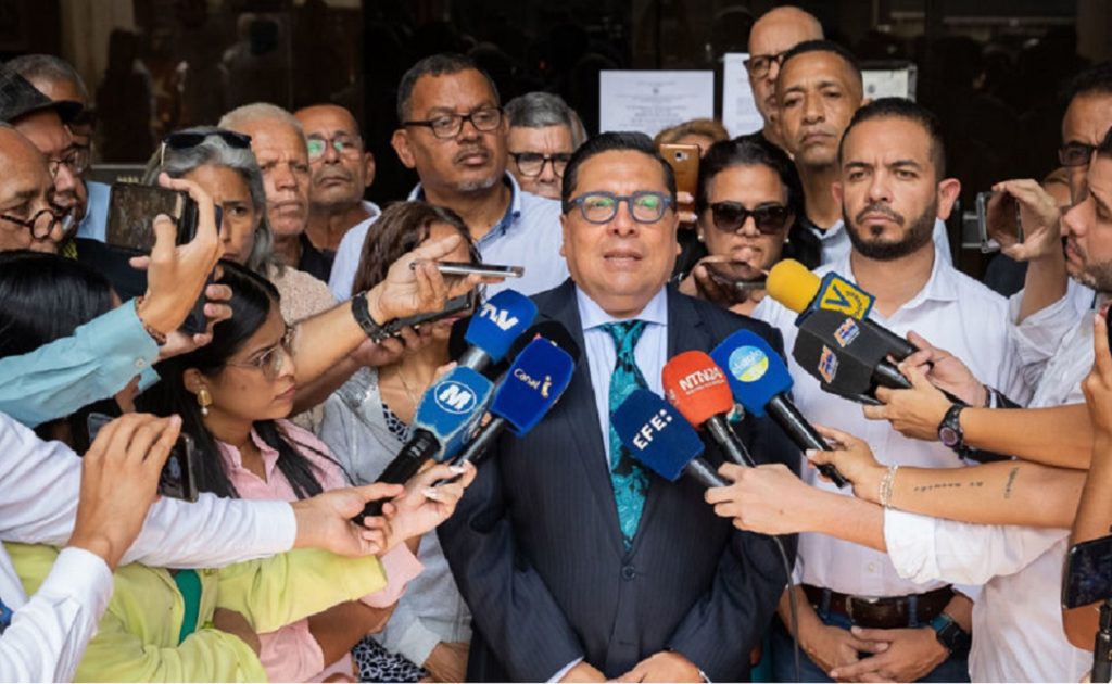 Abogados denuncian desaparición forzada de colaboradores de María Corina Machado