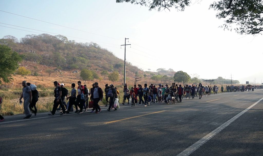 Connacionales en caravana migrante: Mejor sufrir intentando ingresar a EE.UU que regresar a Venezuela