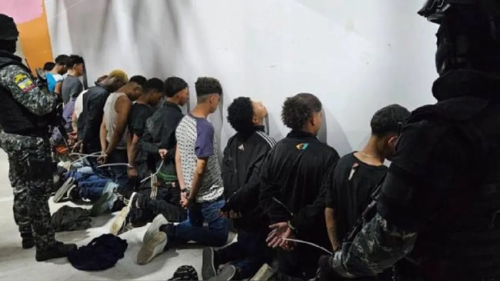Un venezolano y dos menores entre los 13 procesados por asaltar canal de televisión en Ecuador
