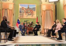 Maduro recibe cartas credenciales de nuevos embajadores de Guyana, Noruega y otros países