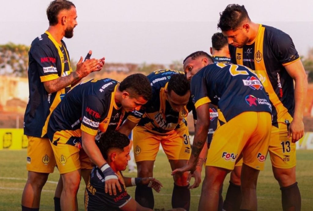 Angostura FC sorprendió