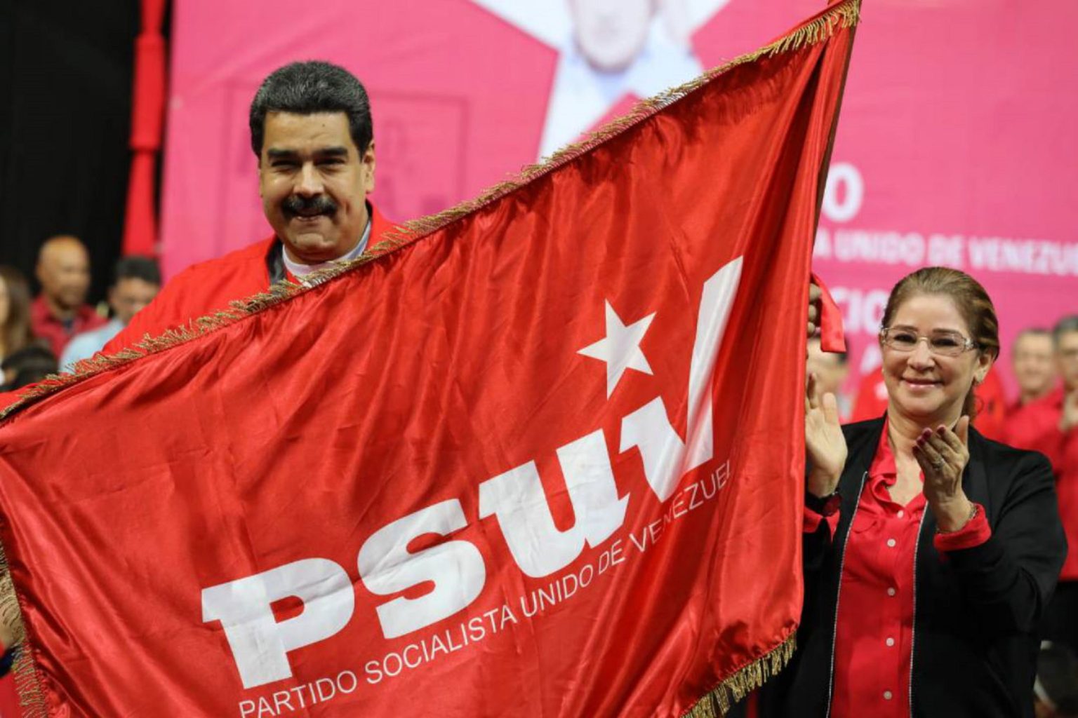Chavismo aplaza para el sábado la proclamación de Nicolás Maduro como su candidato presidencial
